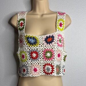Unbranded crochet floral crop top